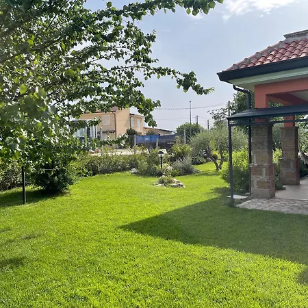 Azienda Agricola Ponterotto Bed & Breakfast Mirabella Eclano